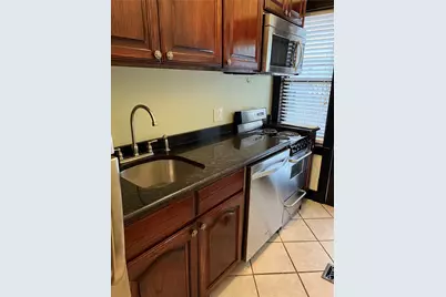 826 Blaylock Drive #2, Dallas, TX 75203 - Photo 11