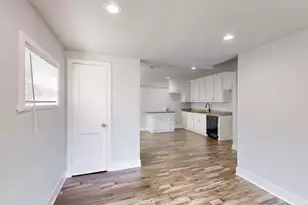 2667 Custer Dr, Dallas, TX 75216 - Photo 7