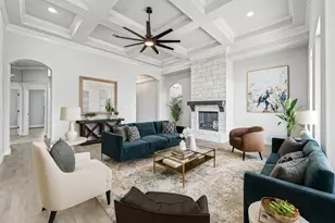 2160 Middlewood Cir, Granbury, TX 76049 - Photo 9