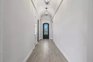 2160 Middlewood Cir, Granbury, TX 76049 - Photo 5