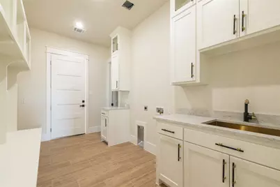 544 High Tower Lane, Granbury, TX 76049 - Photo 31