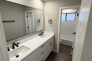 5206 Wind Rock Ct, Arlington, TX 76017 - Photo 17