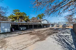 408 Hollyhill Ln, Denton, TX 76205 - Photo 29