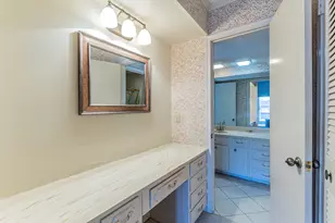 408 Hollyhill Ln, Denton, TX 76205 - Photo 17