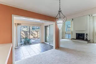 408 Hollyhill Ln, Denton, TX 76205 - Photo 9