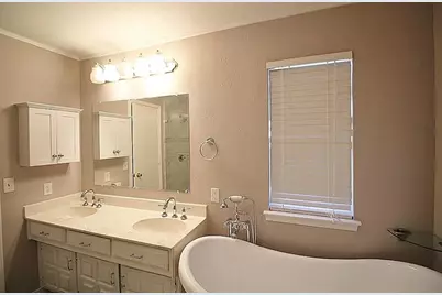 2201 Parkhaven Drive, Plano, TX 75075 - Photo 13