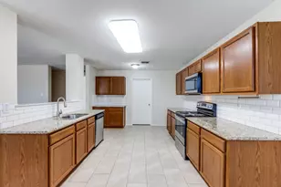 6104 St James Pl, Denton, TX 76210 - Photo 11