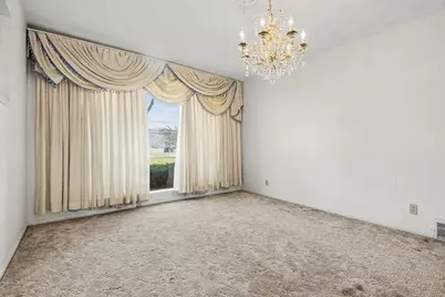 215 E Huitt Lane, Euless, TX 76040 - Photo 15