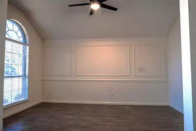 1045 Blueberry Court, Crowley, TX 76036 - Photo 9