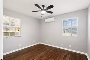 902 Turner St, Cleburne, TX 76033 - Photo 25