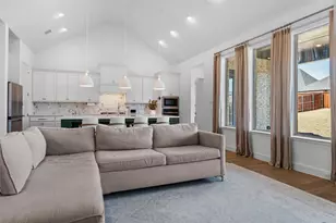 13240 Meadow Cross Dr, Fort Worth, TX 76008 - Photo 11