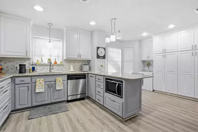 685 Cardinal Ridge Road, Burleson, TX 76028 - Photo 11