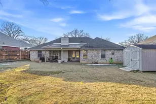 685 Cardinal Ridge Rd, Burleson, TX 76028 - Photo 35