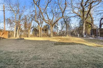 685 Cardinal Ridge Road, Burleson, TX 76028 - Photo 39