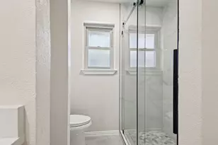 2106 Avalon Ln, Arlington, TX 76014 - Photo 13