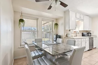 2106 Avalon Lane, Arlington, TX 76014 - Photo 9