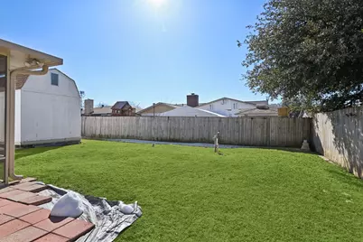 2106 Avalon Lane, Arlington, TX 76014 - Photo 33