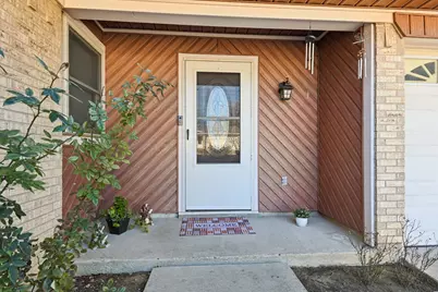 2106 Avalon Lane, Arlington, TX 76014 - Photo 3