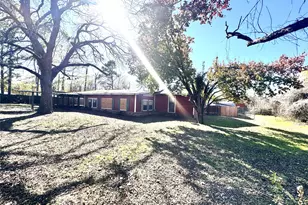 508 Lilac Dr, Granbury, TX 76049 - Photo 3