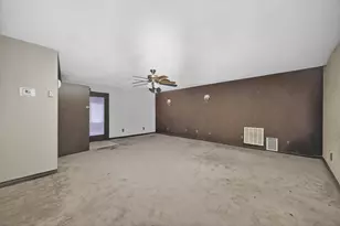 508 Lilac Dr, Granbury, TX 76049 - Photo 19