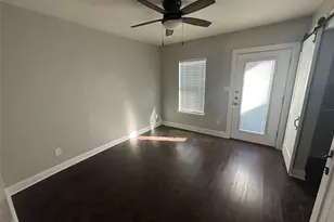 615 S Elm St, Sherman, TX 75090 - Photo 5