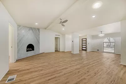 13123 Roaring Springs Lane, Dallas, TX 75240 - Photo 7