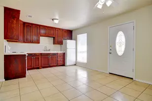 3310 26th St, Fort Worth, TX 76106 - Photo 3