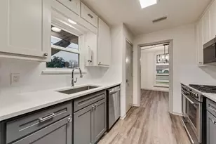 1715 Baltimore Dr, Richardson, TX 75081 - Photo 9