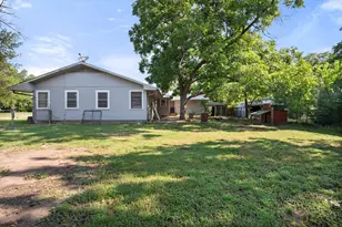 308 N 4th St, Wortham, TX 76693 - Photo 33