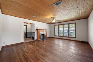 308 N 4th St, Wortham, TX 76693 - Photo 9