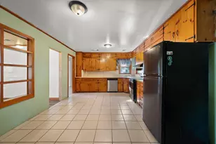 308 N 4th St, Wortham, TX 76693 - Photo 17