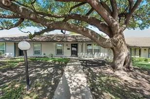 13737 Flagstone Ln, Dallas, TX 75240 - Photo 3