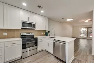 13737 Flagstone Ln, Dallas, TX 75240 - Photo 15