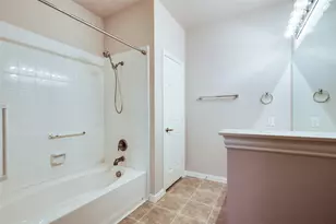 237 Heritage Hill Dr, Lewisville, TX 75067 - Photo 21