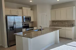 817 Holbrook Rd, Springtown, TX 76082 - Photo 5