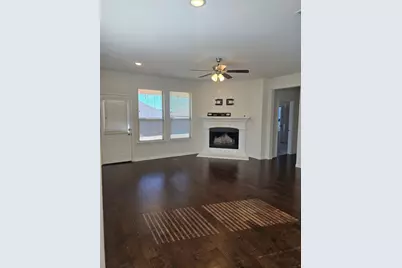 817 Holbrook Road, Springtown, TX 76082 - Photo 7