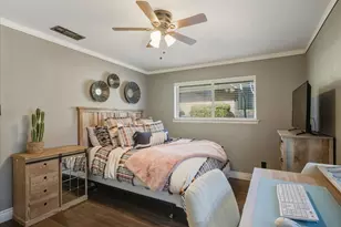 1662 Watson Rd, Fort Worth, TX 76103 - Photo 23