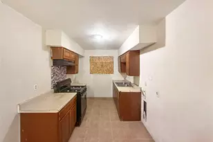 925 Manning St, Grand Prairie, TX 75051 - Photo 11