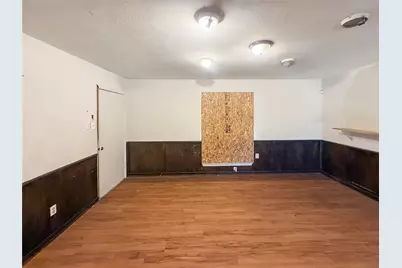 925 Manning Street, Grand Prairie, TX 75051 - Photo 9