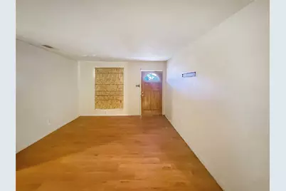 925 Manning Street, Grand Prairie, TX 75051 - Photo 3