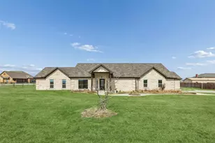 317 Illinois St, New Fairview, TX 76078 - Photo 3