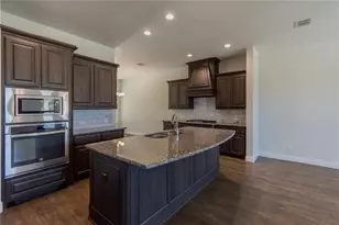 2545 Gramercy Park Dr, Flower Mound, TX 75028 - Photo 9