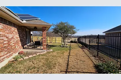 7529 Whitestone Ranch Road, Benbrook, TX 76126 - Photo 3