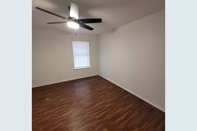 825 Stafford Station Drive, Saginaw, TX 76131 - Photo 9