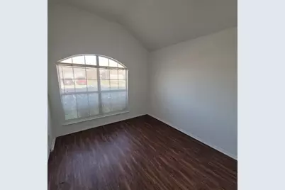 825 Stafford Station Drive, Saginaw, TX 76131 - Photo 7