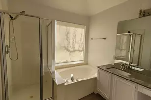 825 Stafford Station Dr, Saginaw, TX 76131 - Photo 11