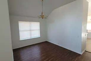 825 Stafford Station Dr, Saginaw, TX 76131 - Photo 5