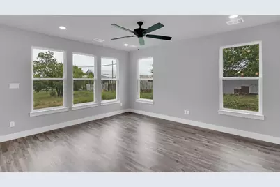 704 N Church Street, Ferris, TX 75125 - Photo 7