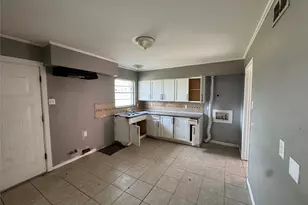 625 Midvale Dr, Dallas, TX 75232 - Photo 5