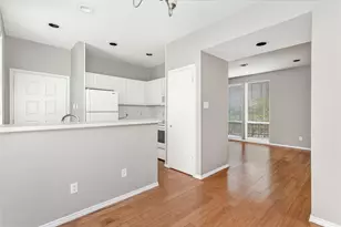 2002 N Fitzhugh Ave, Dallas, TX 75204 - Photo 11